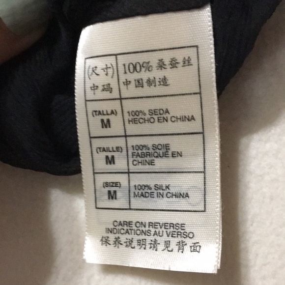 MAX STUDIO SPECIAL EDITION BOUTIQUE NWT REAL SILK TIE UP HALTER TOP SIZE… - Picture 6 of 9